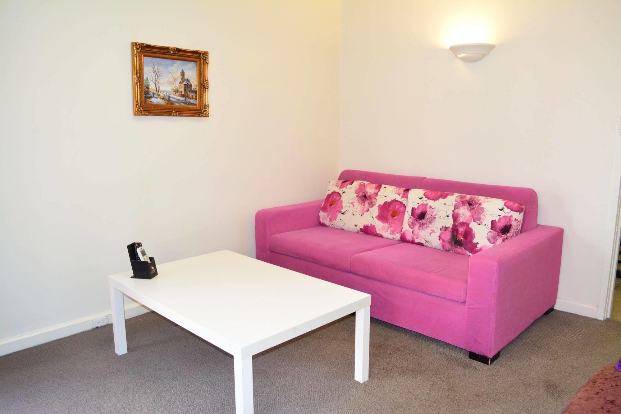 Albert Heights Serviced Apartments Мельбурн Экстерьер фото