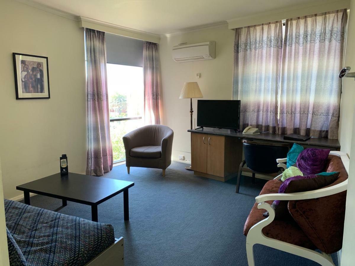 Albert Heights Serviced Apartments Мельбурн Экстерьер фото