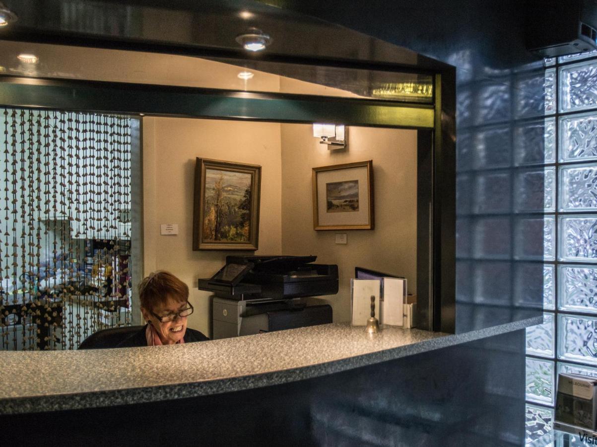 Albert Heights Serviced Apartments Мельбурн Экстерьер фото